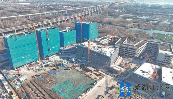 �ߺ����������ϲ�Ƭ��������Ŀ�ֳ�